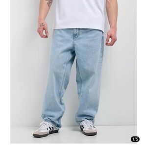 Empyre light blue baggy jean